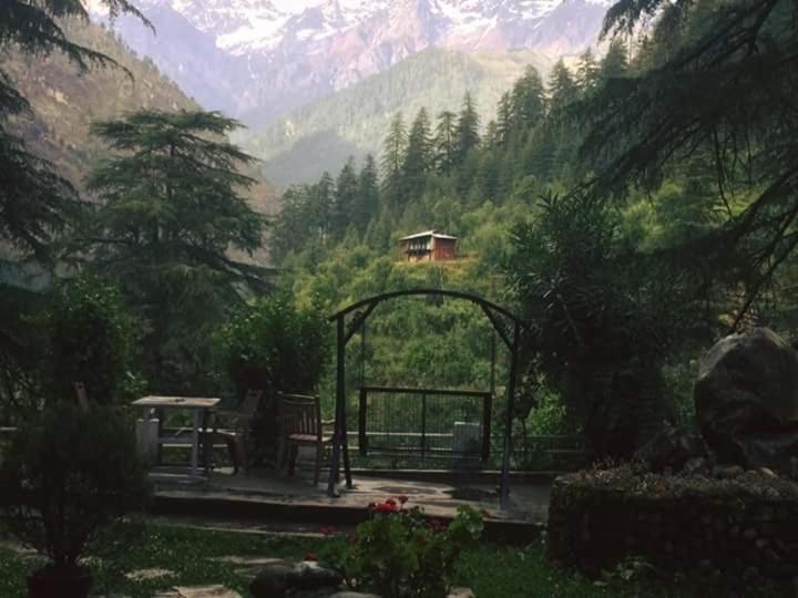Hotel Deep Forest Kasol Exterior photo